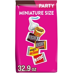 image:imageHERSHEYS and REESES Miniatures Assorted Chocolate Candy Party Pack 329 ozAssorted